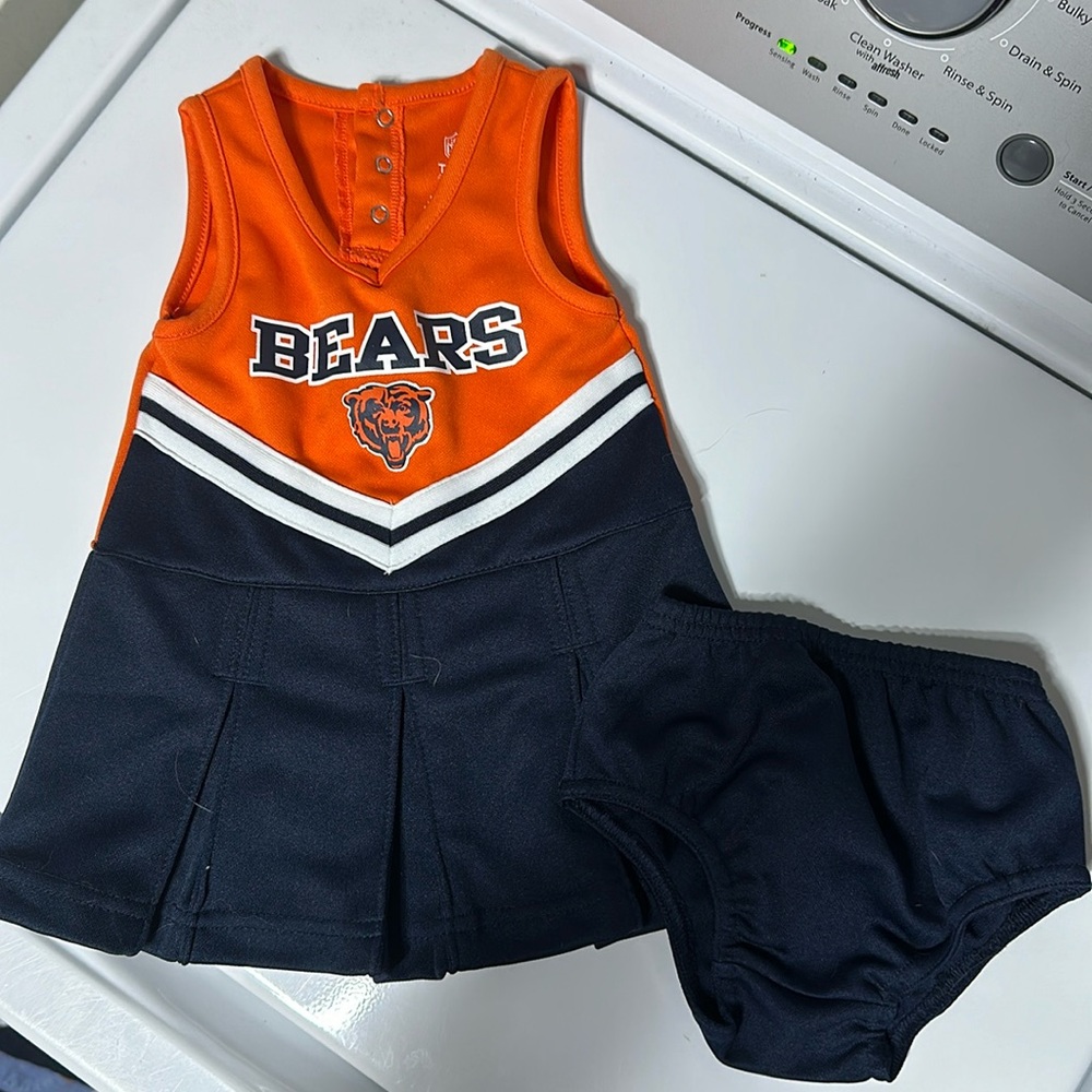 Chicago Bear cheerleader uniform